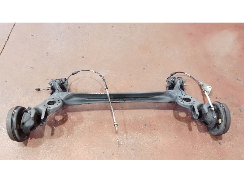 Recambio de puente trasero para fiat 500 l (330) referencia OEM IAM TAMBOR/ABS  