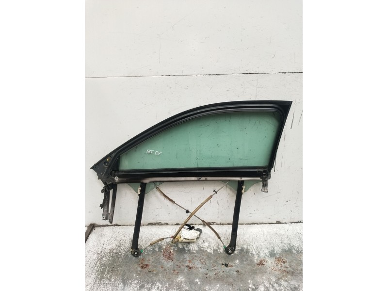 Recambio de elevalunas delantero derecho para audi a3 (8p1) 2.0 tdi 16v referencia OEM IAM 8P0959802A 3P 2004