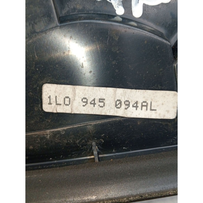 Recambio de piloto trasero derecho interior para seat toledo i (1l2) 1.9 tdi referencia OEM IAM   1996