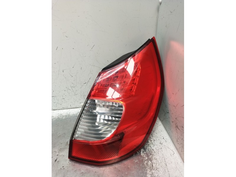 Recambio de piloto trasero derecho para renault grand scénic ii (jm0/1_) 1.5 dci (jm1e) referencia OEM IAM   