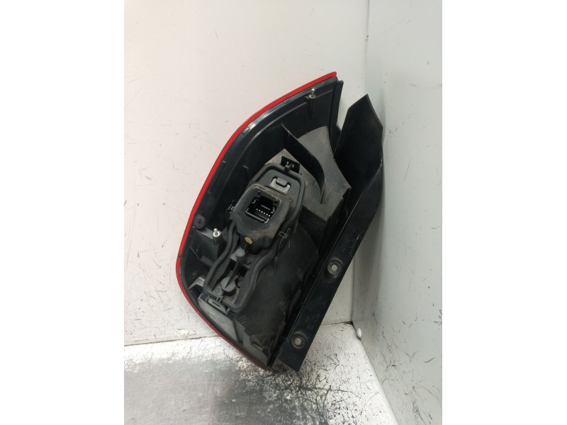 Recambio de piloto trasero derecho para renault grand scénic ii (jm0/1_) 1.5 dci (jm1e) referencia OEM IAM   