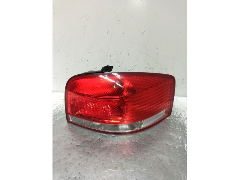 Recambio de piloto trasero derecho para audi a3 (8p1) 2.0 tdi 16v referencia OEM IAM   