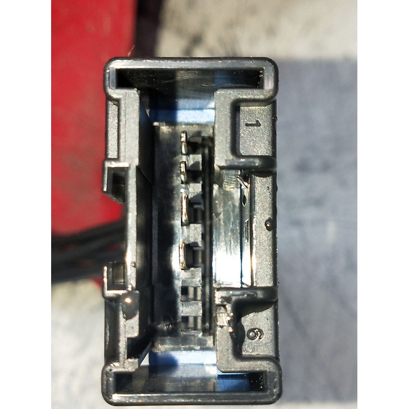 Recambio de piloto trasero izquierdo para citroën c4 i (lc_) 1.6 vti 120 referencia OEM IAM 935586408001 4CZX13405A 2006