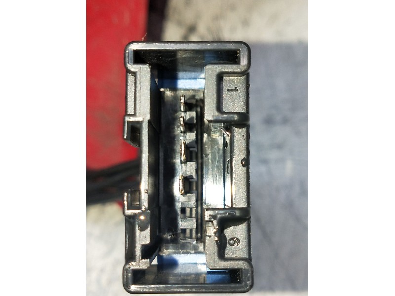 Recambio de piloto trasero izquierdo para citroën c4 i (lc_) 1.6 vti 120 referencia OEM IAM 935586408001 4CZX13405A 2006