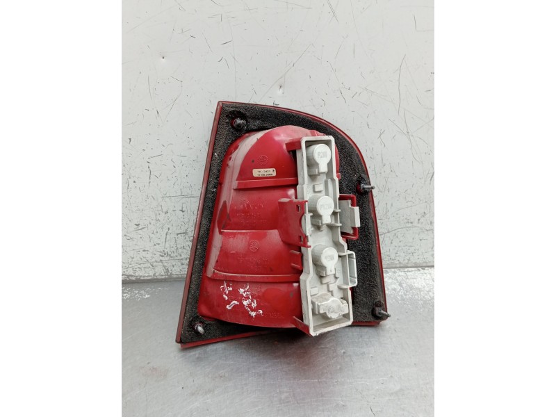 Recambio de piloto trasero izquierdo para skoda octavia i (1u2) 1.9 tdi referencia OEM IAM   1997