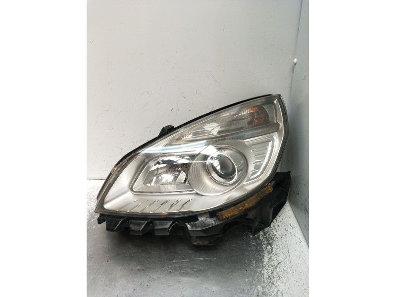 Recambio de faro izquierdo para renault grand scénic ii (jm0/1_) 1.5 dci (jm1e) referencia OEM IAM   