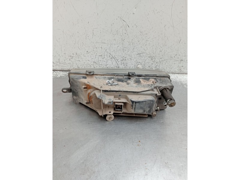 Recambio de faro izquierdo para seat toledo i (1l2) 1.9 tdi referencia OEM IAM   1996
