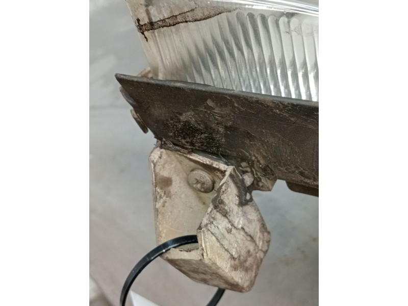 Recambio de faro derecho para skoda octavia i (1u2) 1.9 tdi referencia OEM IAM 1EL24600318  1997