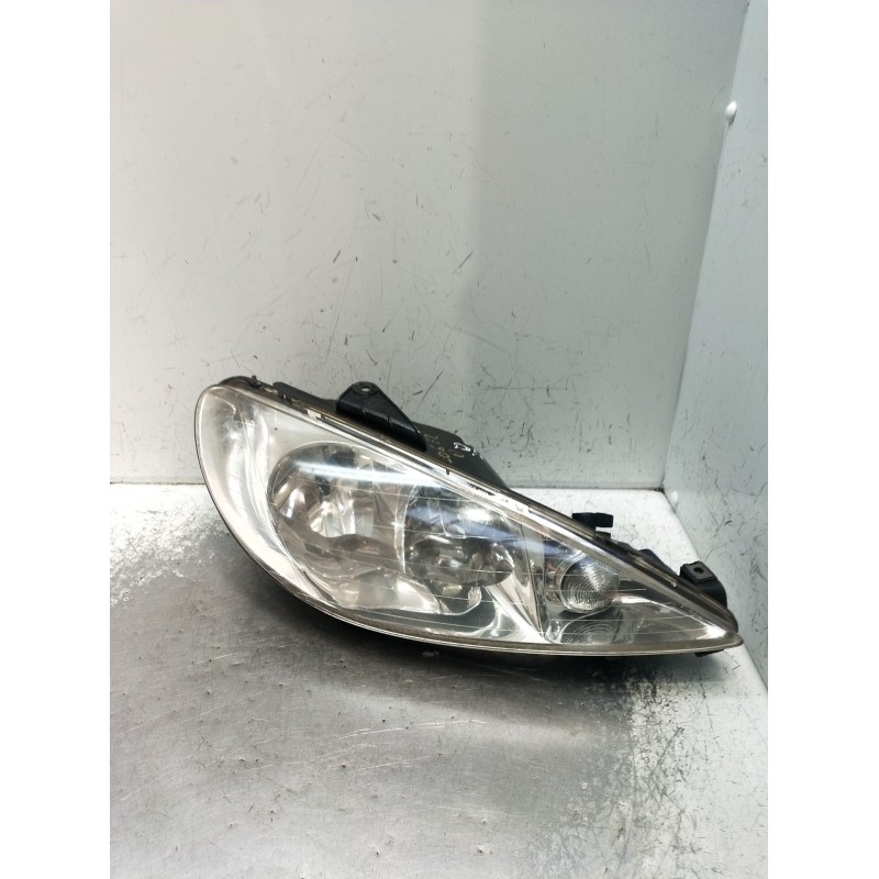 Recambio de faro derecho para peugeot 206 hatchback (2a/c) 1.6 i referencia OEM IAM 9628666780 6205S9087276 1998
