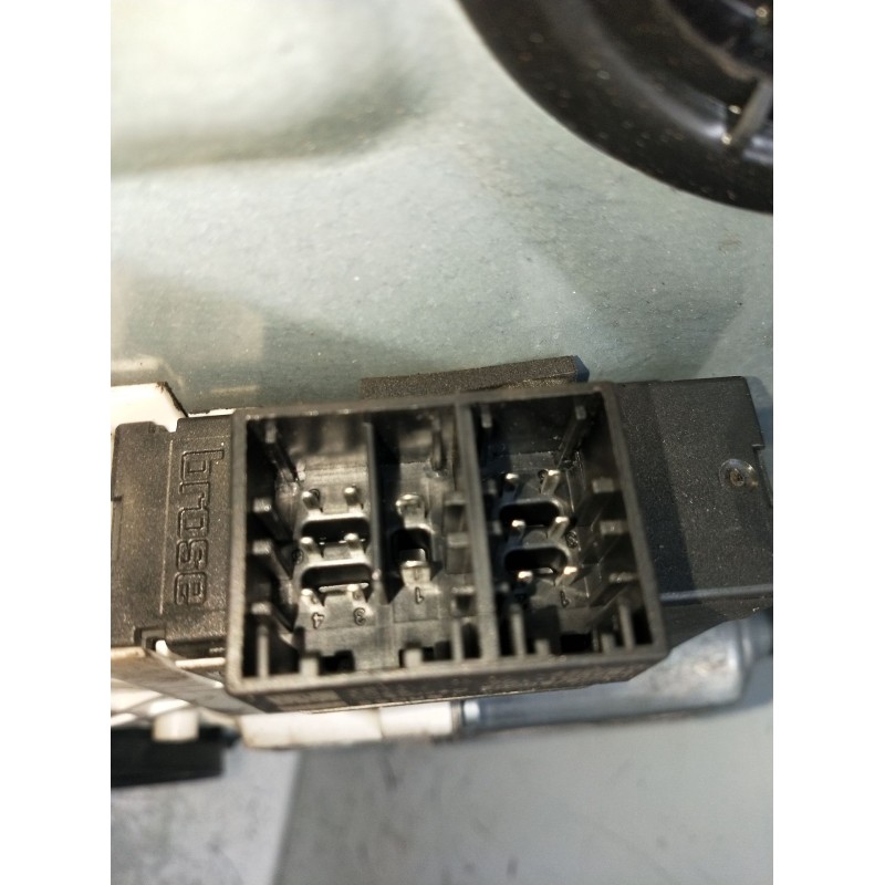 Recambio de elevalunas delantero izquierdo para seat ibiza iii (6l1) 1.2 12v referencia OEM IAM 6L4837751ED 5P 2006