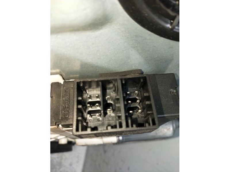 Recambio de elevalunas delantero izquierdo para seat ibiza iii (6l1) 1.2 12v referencia OEM IAM 6L4837751ED 5P 2006