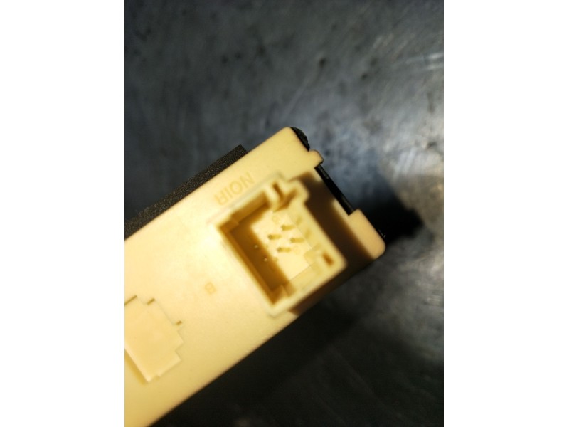 Recambio de elevalunas delantero izquierdo para citroën c4 i (lc_) 1.6 vti 120 referencia OEM IAM 9681575280 5P 2006