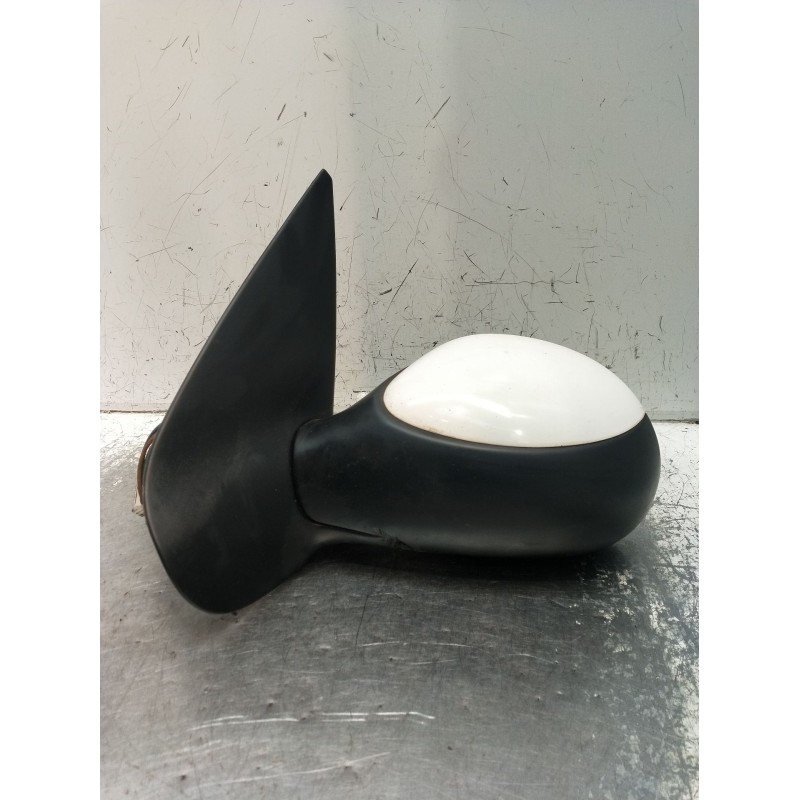 Recambio de retrovisor izquierdo para peugeot 206 hatchback (2a/c) 1.6 i referencia OEM IAM  ELÉCTRICO 1998