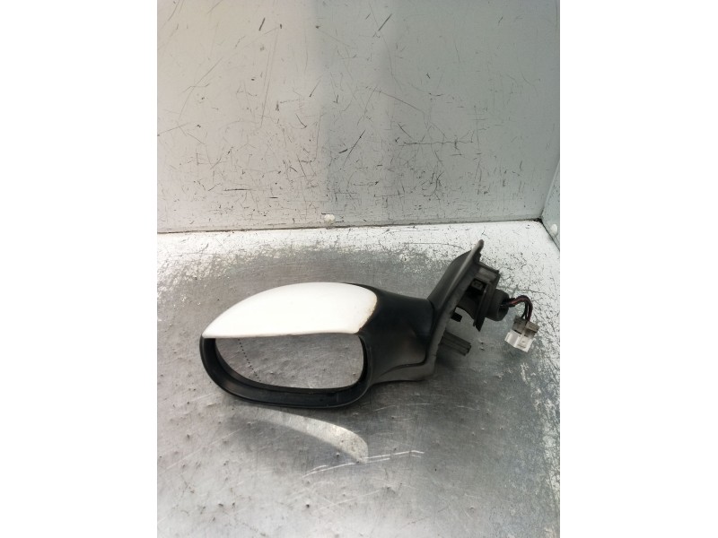 Recambio de retrovisor izquierdo para peugeot 206 hatchback (2a/c) 1.6 i referencia OEM IAM  ELÉCTRICO 1998
