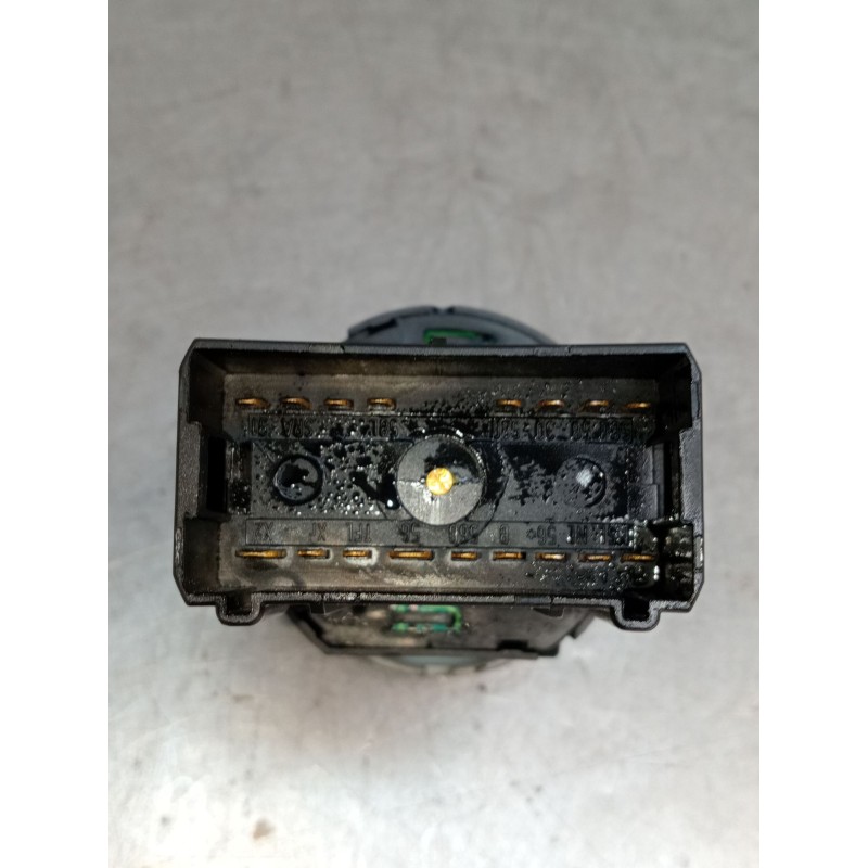 Recambio de mando luces para skoda octavia i (1u2) 1.9 tdi referencia OEM IAM 3B0941531A 04052001 1997