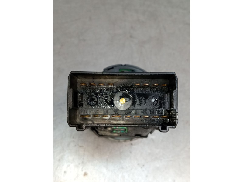 Recambio de mando luces para skoda octavia i (1u2) 1.9 tdi referencia OEM IAM 3B0941531A 04052001 1997