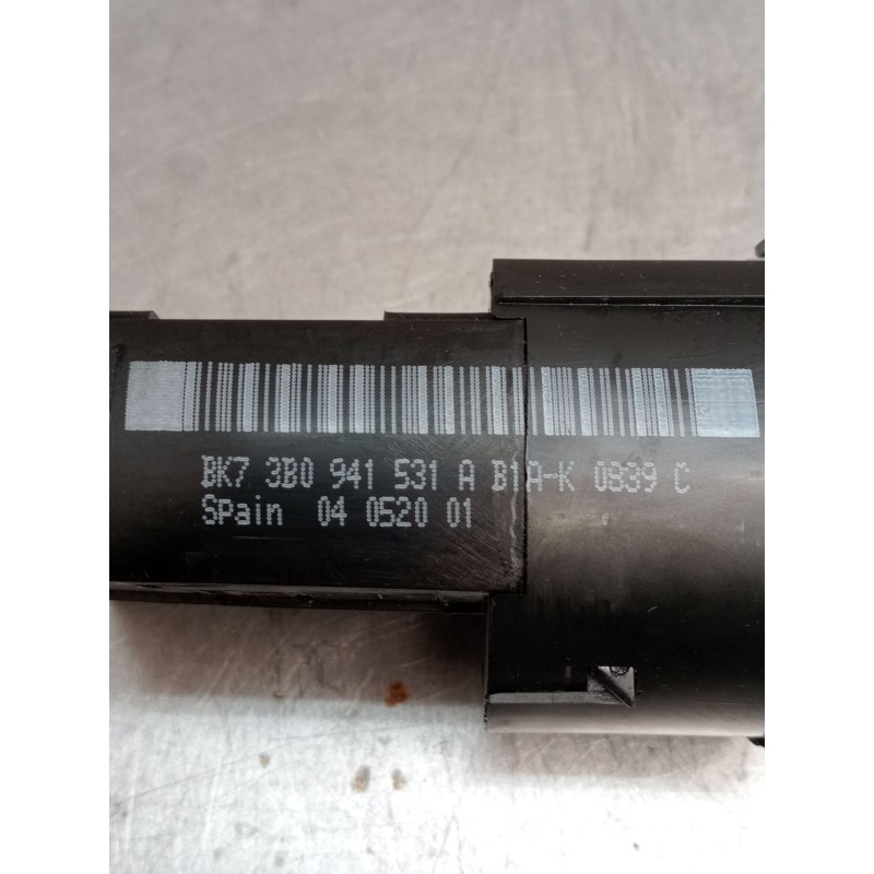 Recambio de mando luces para skoda octavia i (1u2) 1.9 tdi referencia OEM IAM 3B0941531A 04052001 1997