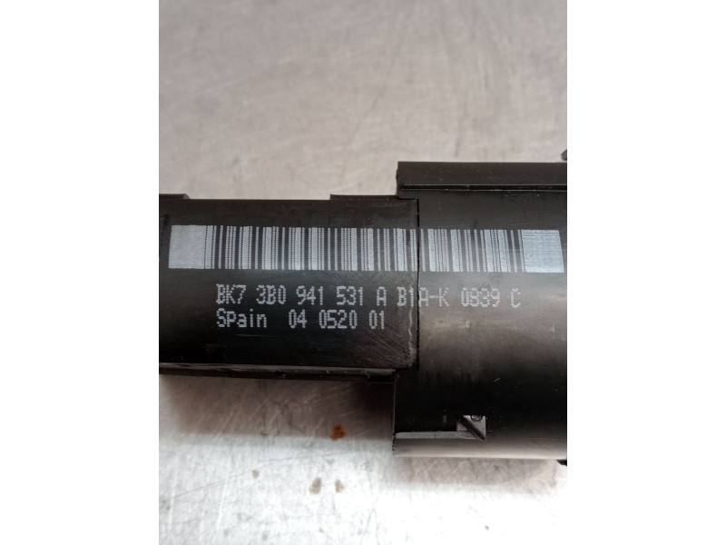 Recambio de mando luces para skoda octavia i (1u2) 1.9 tdi referencia OEM IAM 3B0941531A 04052001 1997