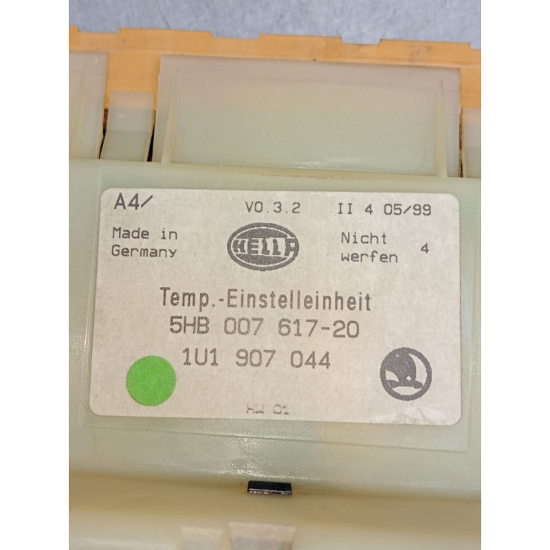 Recambio de mando calefaccion / aire acondicionado para skoda octavia i (1u2) 1.9 tdi referencia OEM IAM 5HB00761720 1U1907044 1