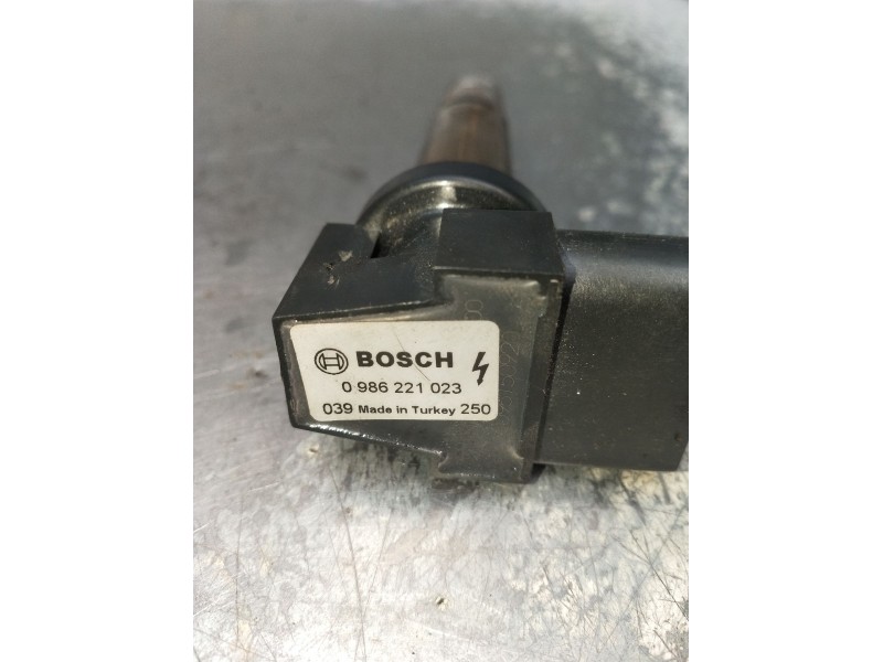 Recambio de bobina encendido para seat ibiza iii (6l1) 1.2 12v referencia OEM IAM 0986221023  2006