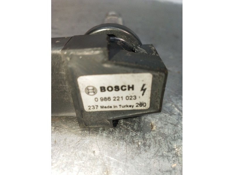 Recambio de bobina encendido para seat ibiza iii (6l1) 1.2 12v referencia OEM IAM 0986221023  2006