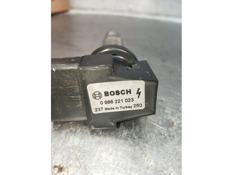 Recambio de bobina encendido para seat ibiza iii (6l1) 1.2 12v referencia OEM IAM 0986221023  2006