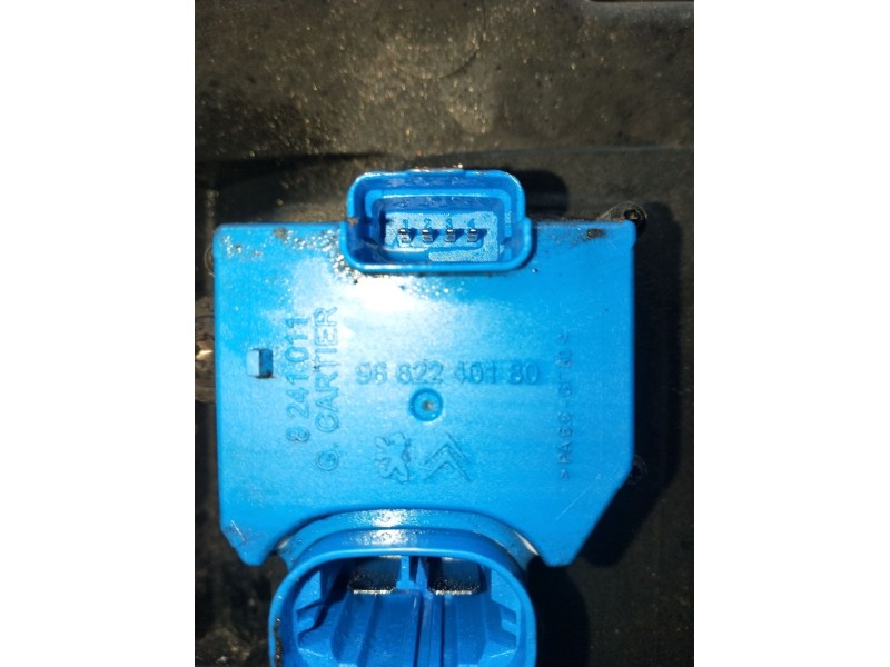 Recambio de panel frontal para citroën c4 i (lc_) 1.6 vti 120 referencia OEM IAM 9662240180  2006