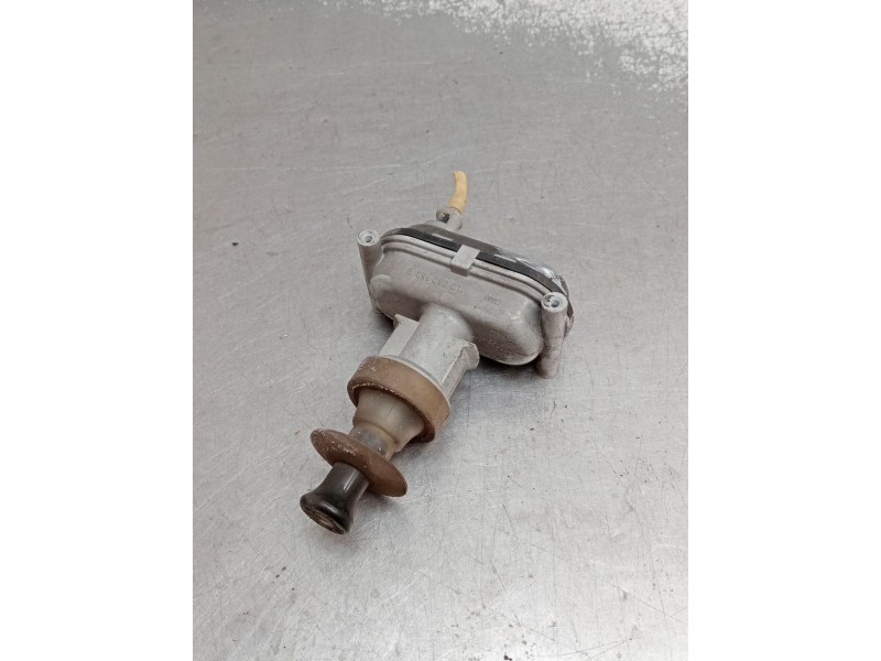 Recambio de motor cierre centralizado trasero izquierdo para seat toledo i (1l2) 1.9 tdi referencia OEM IAM   1996 4P