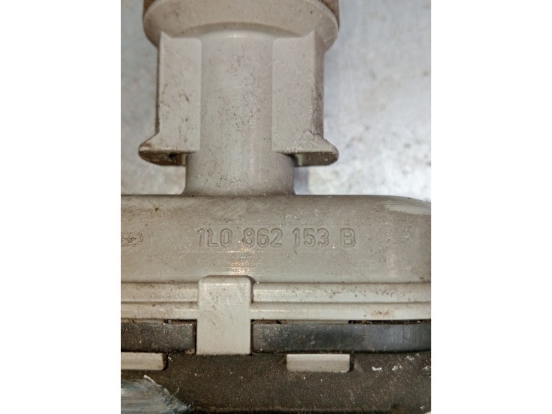 Recambio de motor cierre centralizado trasero izquierdo para seat toledo i (1l2) 1.9 tdi referencia OEM IAM   1996 4P