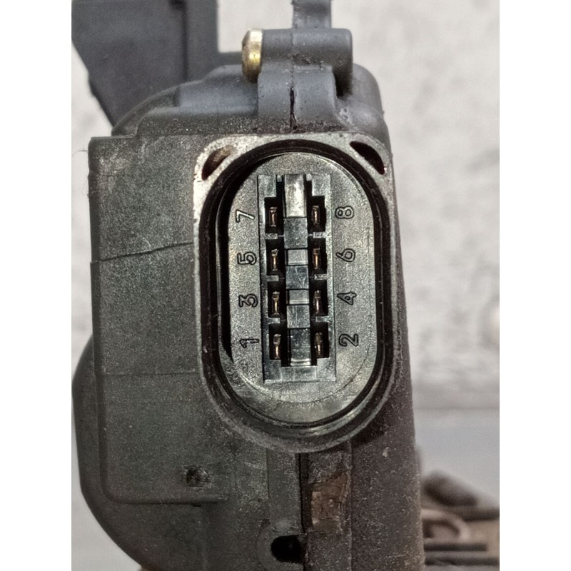 Recambio de motor cierre centralizado delantero izquierdo para skoda octavia i (1u2) 1.9 tdi referencia OEM IAM   1997 4P