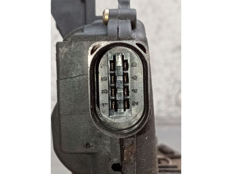 Recambio de motor cierre centralizado delantero izquierdo para skoda octavia i (1u2) 1.9 tdi referencia OEM IAM   1997 4P