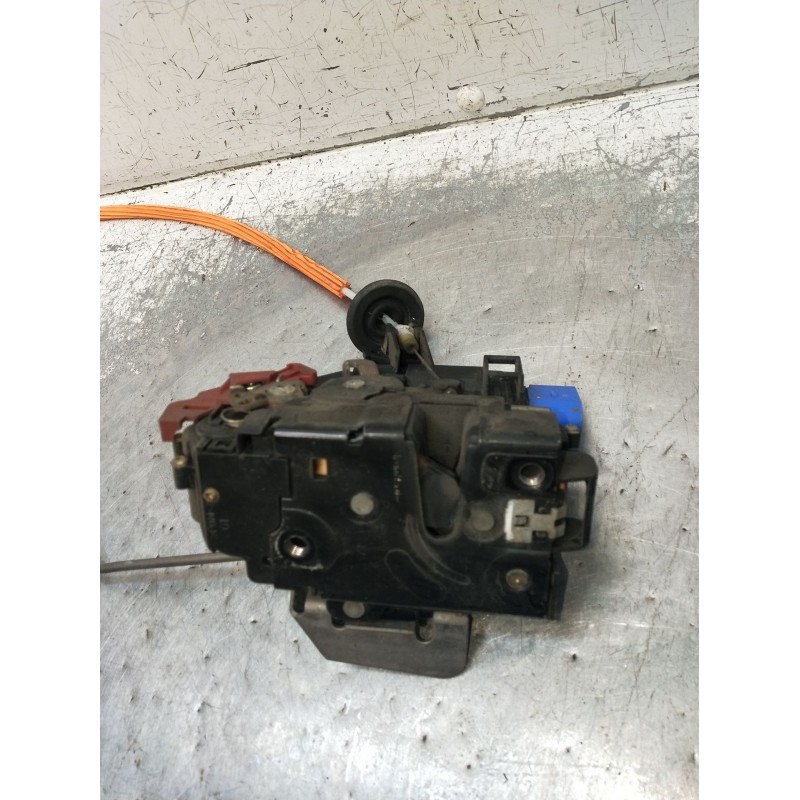 Recambio de motor cierre centralizado delantero izquierdo para audi a3 (8p1) 2.0 tdi 16v referencia OEM IAM 4E1837015 3P 2004
