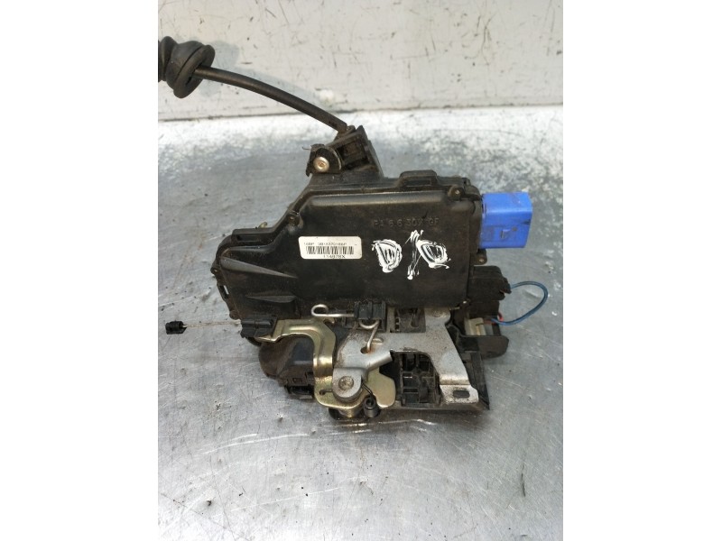 Recambio de motor cierre centralizado delantero derecho para skoda fabia i (6y2) 1.4 tdi referencia OEM IAM 3B1837016BP 5P 2000