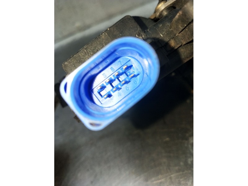 Recambio de motor cierre centralizado delantero derecho para skoda fabia i (6y2) 1.4 tdi referencia OEM IAM 3B1837016BP 5P 2000