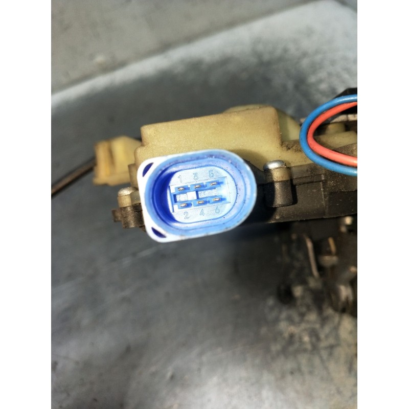 Recambio de motor cierre centralizado trasero derecho para skoda fabia i (6y2) 1.4 tdi referencia OEM IAM 991993300 5P 2000