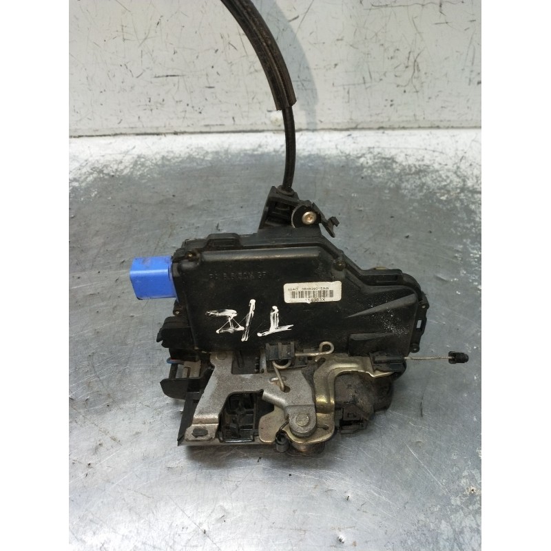 Recambio de motor cierre centralizado trasero izquierdo para skoda fabia i (6y2) 1.4 tdi referencia OEM IAM 3B4839015AG 5P 2000