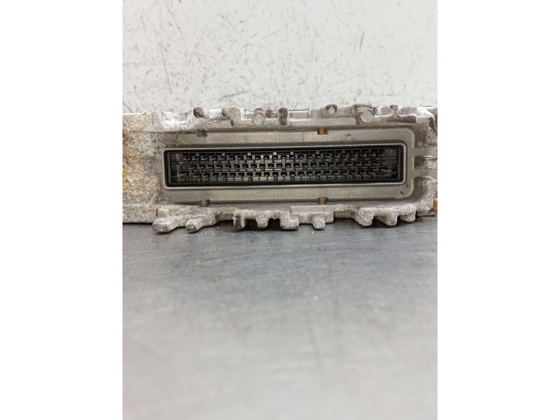 Recambio de centralita motor uce para seat toledo i (1l2) 1.9 tdi referencia OEM IAM 0281001354 028906021BT 28SA2685 1996