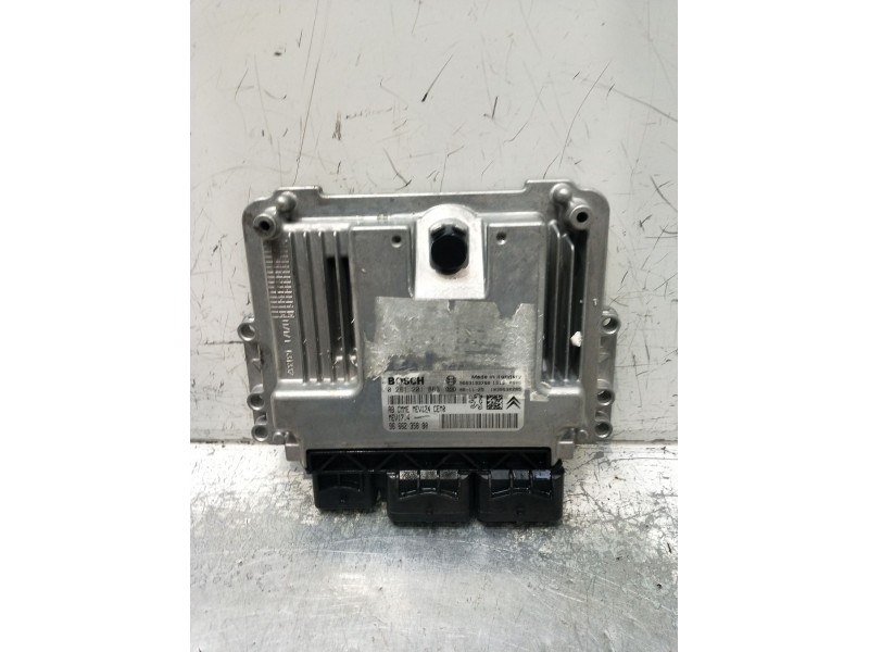 Recambio de centralita motor uce para citroën c4 i (lc_) 1.6 vti 120 referencia OEM IAM 0261201863 9666235880 1039S30285 2006 ME