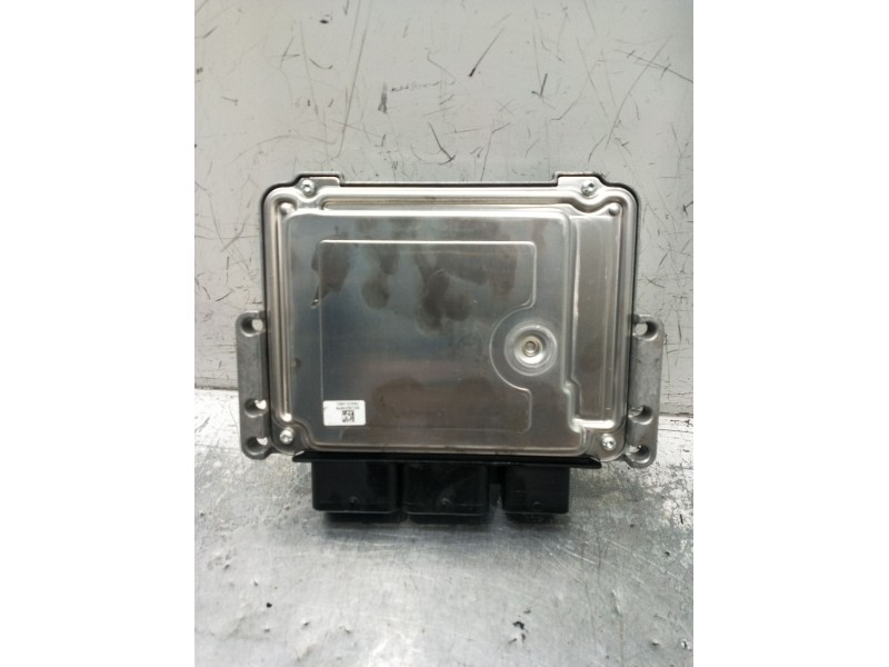 Recambio de centralita motor uce para citroën c4 i (lc_) 1.6 vti 120 referencia OEM IAM 0261201863 9666235880 1039S30285 2006 ME