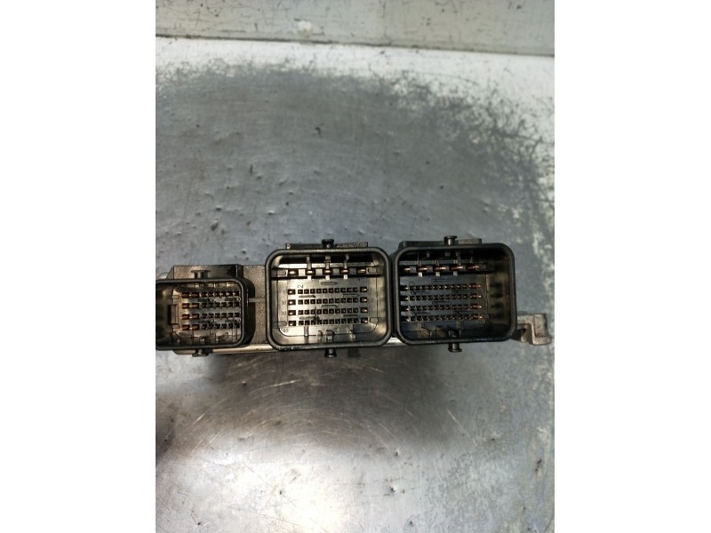 Recambio de centralita motor uce para citroën c4 i (lc_) 1.6 vti 120 referencia OEM IAM 0261201863 9666235880 1039S30285 2006 ME