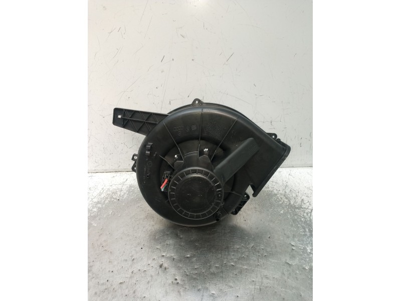 Recambio de motor calefaccion para seat ibiza iii (6l1) 1.2 12v referencia OEM IAM 6Q1820015G A1916 2006