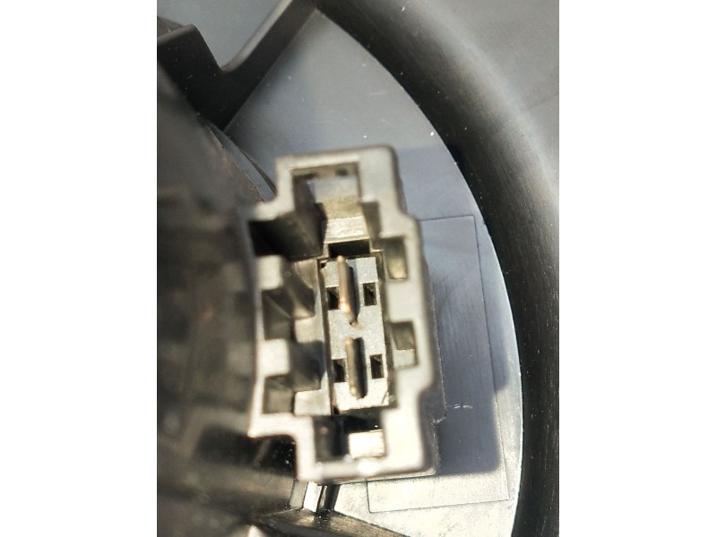 Recambio de motor calefaccion para seat ibiza iii (6l1) 1.2 12v referencia OEM IAM 6Q1820015G A1916 2006