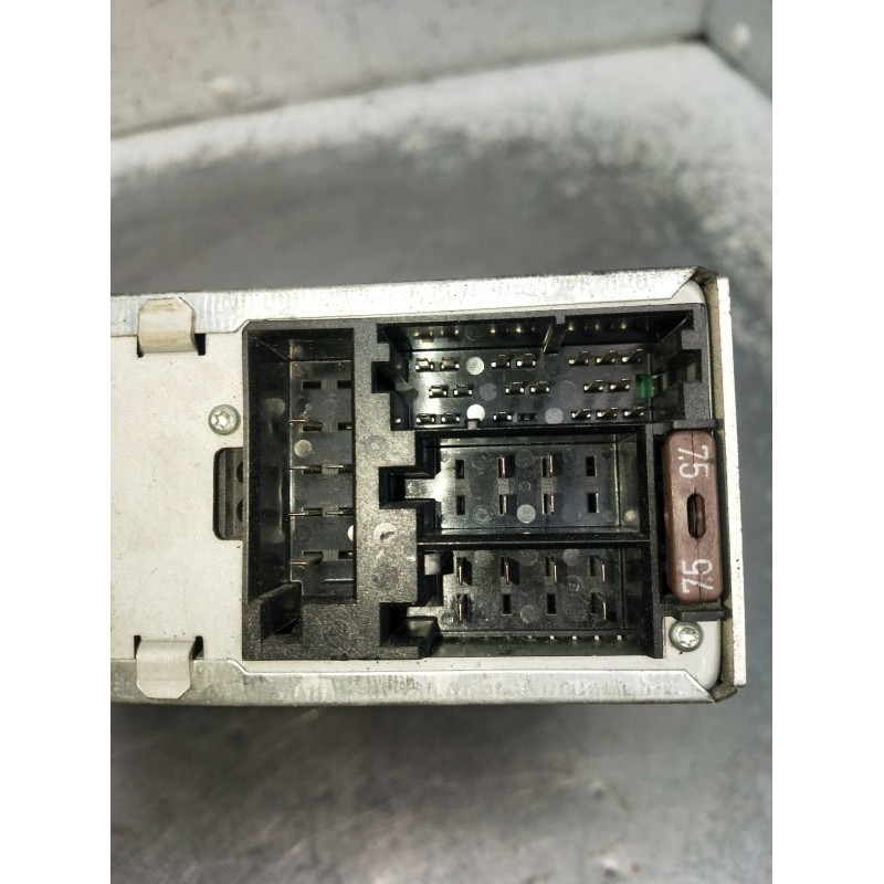 Recambio de sistema audio / radio cd para audi a3 (8p1) 2.0 tdi 16v referencia OEM IAM 8P0035186C 9184408351 2004