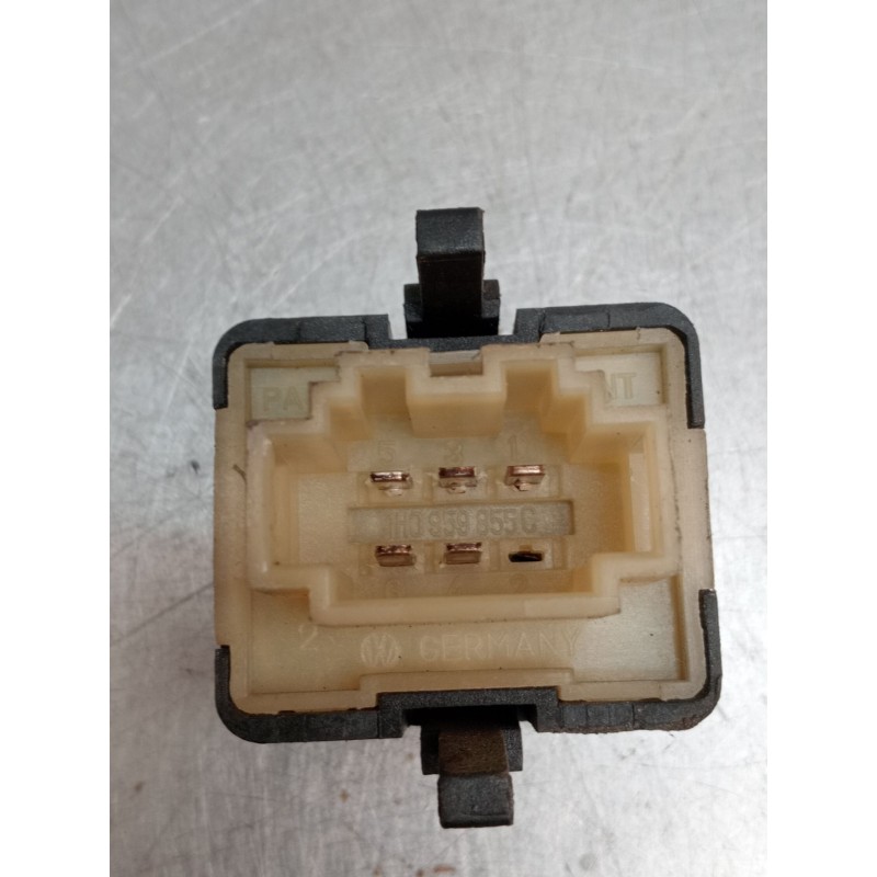 Recambio de mando elevalunas delantero derecho para skoda octavia i (1u2) 1.9 tdi referencia OEM IAM 1H0959855C  1997 4P