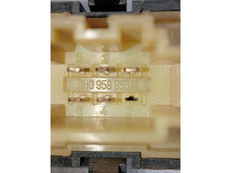 Recambio de mando elevalunas delantero derecho para skoda octavia i (1u2) 1.9 tdi referencia OEM IAM 1H0959855C  1997 4P