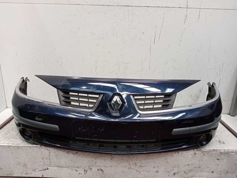 Recambio de paragolpes delantero para renault laguna ii (bg0/1_) 1.6 16v (bg1g, bg1h) referencia OEM IAM   
