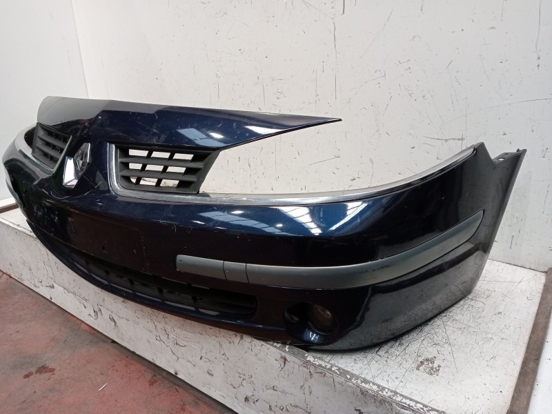 Recambio de paragolpes delantero para renault laguna ii (bg0/1_) 1.6 16v (bg1g, bg1h) referencia OEM IAM   