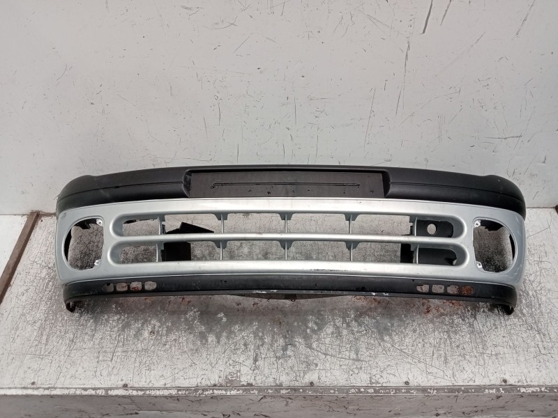 Recambio de paragolpes delantero para renault clio ii (bb_, cb_) 1.9 d (b/cb0j) referencia OEM IAM   
