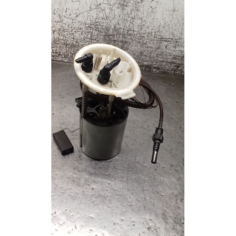 Recambio de bomba combustible para audi a4 b7 avant (8ed) 1.8 t quattro referencia OEM IAM A2C53103689  05