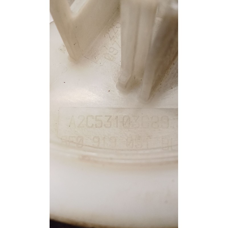 Recambio de bomba combustible para audi a4 b7 avant (8ed) 1.8 t quattro referencia OEM IAM A2C53103689  05